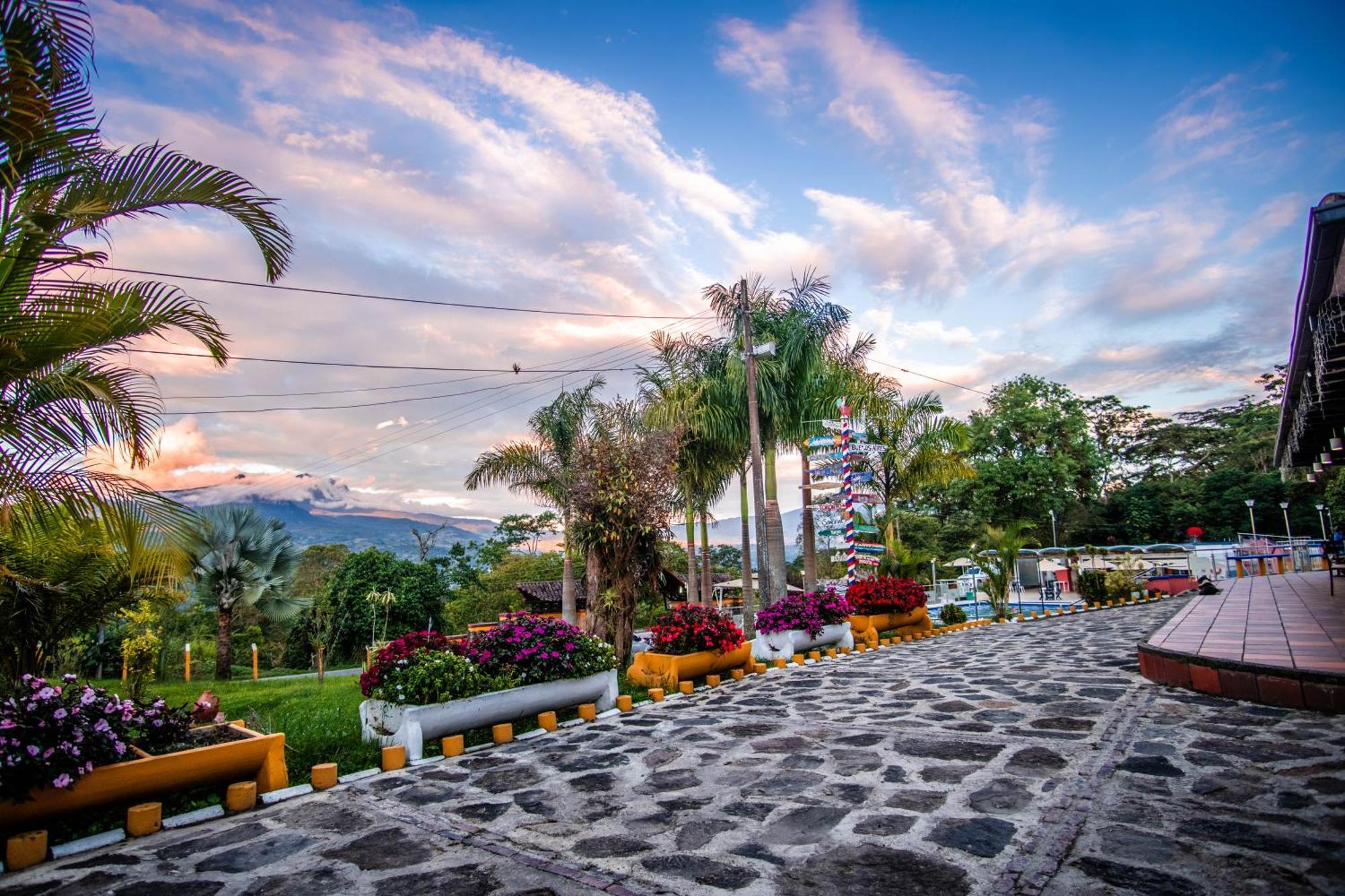 La Cabana Miraflores المظهر الخارجي الصورة